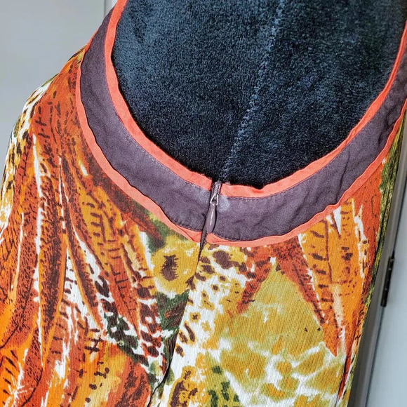 Iz Byer Sleeveless Chiffon Lined Earth Tone Animal Print Blouse Size Medium - Picture 12 of 12